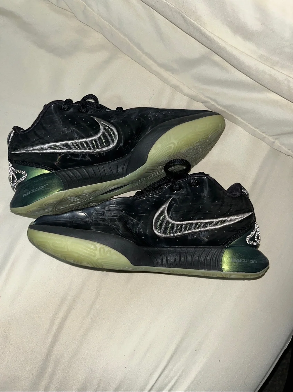 Nike LeBron 21 XXI Sneakers Low 'Tahitian' FB7699-001 Black Green Youth Size 6.5